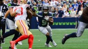 Chiefs strike early: Super Bowl MVP Kenneth Walker III agrees to 3-year deal worth up to $45 million